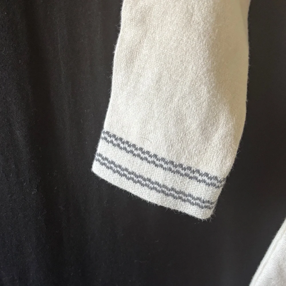 GAP Kids Formal knit Dress in White and Black sz L